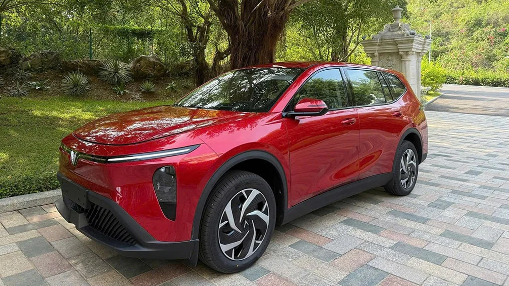 Xe SUV điện Taxi Điện Thạnh Phú